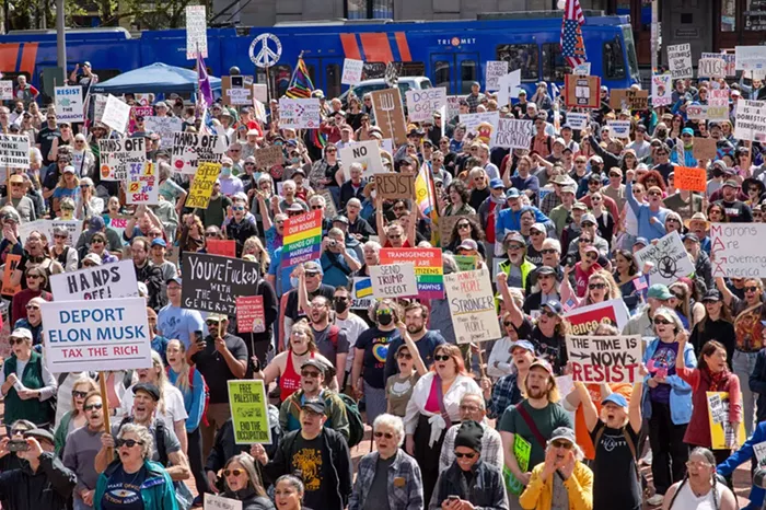 Good Morning, News: Portlanders Unite the Fight, the Dollar's Shrinking Value, and City Leaders Want to Expand Portland Street Response